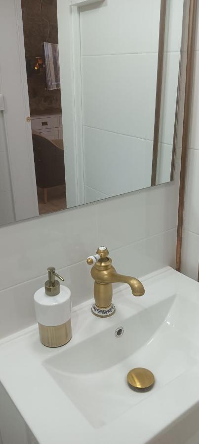 Apartamento Fernando El Catolico Premium Málaga Exterior foto